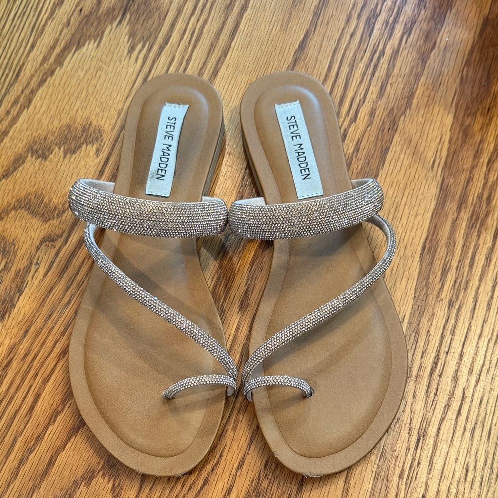 Steve Madden Rose Golf Sandals